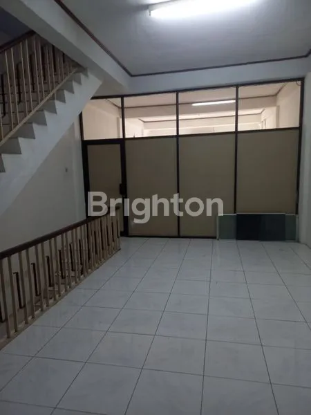 image RUKO STRATEGIS TAMAN SARI, 3 LANTAI SIAP HUNI (3)