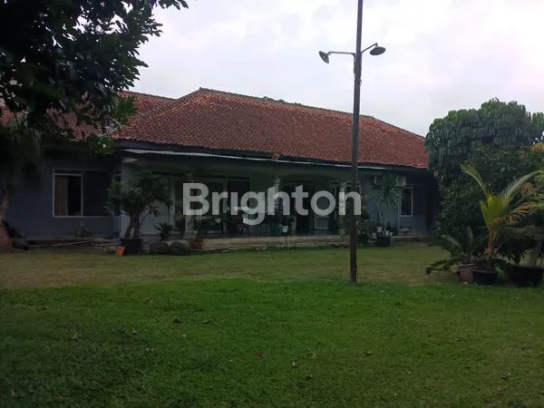 image RUMAH MEWAH 4+1 KT DI SEMPLAK BOGOR, LT 3255M² (5)