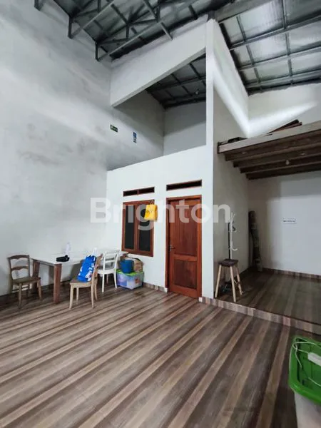 image DIJUAL CEPAT – RUMAH STRATEGIS PINGGIR JALAN UTAMA (3)