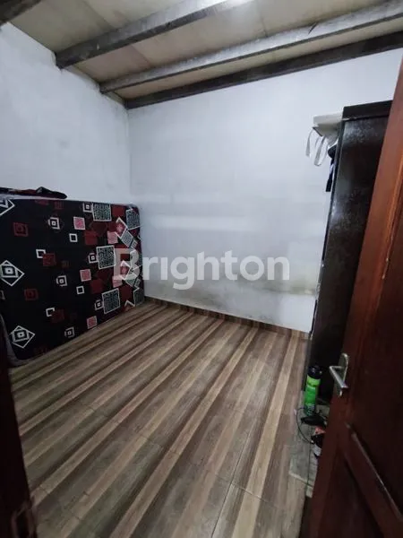 image DIJUAL CEPAT – RUMAH STRATEGIS PINGGIR JALAN UTAMA (7)