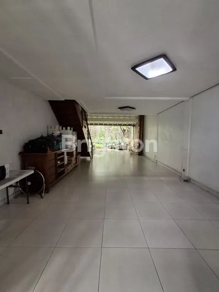 image RUMAH 1,5 LANTAI PURI KEMBANGAN (4)