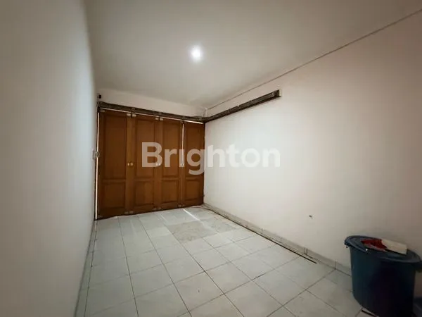 image RUMAH INTERCON KEBUN JERUK SIAP HUNI JAKARTA BARAT (8)