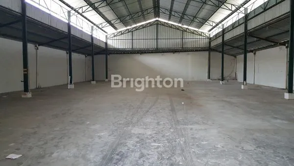 *DIJUAL & DISEWAKAN GUDANG STRATEGIS SIAP PAKAI DI CIPONDOH TANGERANG LUAS 926M2..*\NSEWA GUDANG\N(KODE RMRG 2901)\N