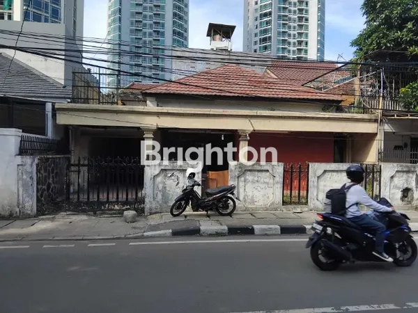 image RUMAH STRATEGIS DI SETIABUDI, LT 300M², 6 KT (1)