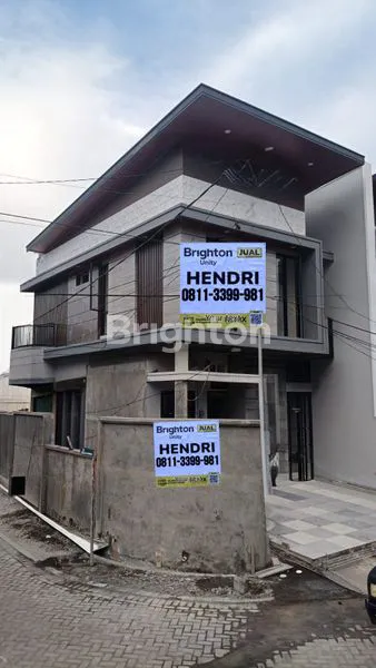 image DIJUAL RUMAH HOOK 2LANTAI DI DEKAT UNIVERSITAS UNTAG (1)