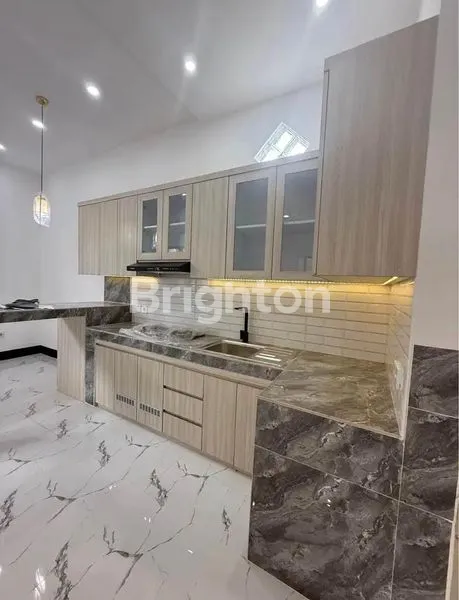 image DISEWAKAN MURAH RUMAH SEMI VILLA BARU DI SANUR (2)