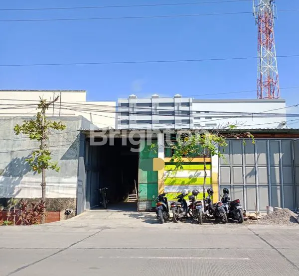 image RUMAH STRATEGIS ADA CAFE & BENGKEL KAYU DIJUAL SEKALIGUS DI JL LINGKAR TJ MAS SEMARANG (5)