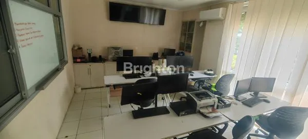 image KANTOR BAGUS FULLY FURNISHED GREEN COURT JAKARTA BARAT (5)