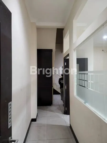 image KOMPLEKS RUKO RAYA MERR COCOK UNTUK BANK ATAU KANTOR, AREA RAMAI  (4)