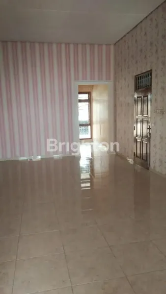 image HANYA 5 MENIT KE GALAXY MALL RUMAH STRATEGIS SURABAYA TIMUR DI MANYAR, ROW JALAN LEBAR (8)