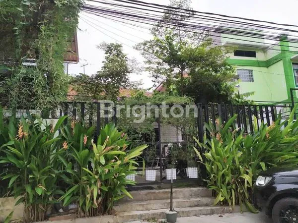 image RUMAH STRATEGIS 1,5 LANTAI SANGAT IDEAL UNTUK RUMAH TINGGAL, ATAU TEMPAT USAHA DI TEBET JAKARTA SELATAN (1)