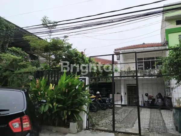 image RUMAH STRATEGIS 1,5 LANTAI SANGAT IDEAL UNTUK RUMAH TINGGAL, ATAU TEMPAT USAHA DI TEBET JAKARTA SELATAN (7)