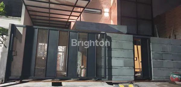 image RUMAH DI SIMPANG DARMO PERMAI SELATAN (8)