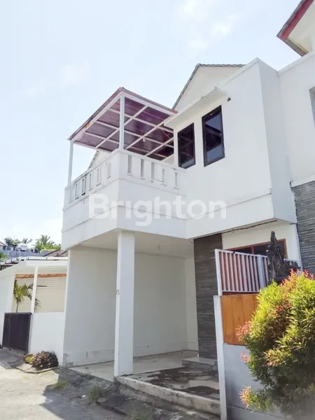 image HIDDEN GEM 2 LANTAI DI JIMBARAN — ONE GATE, TERAWAT, SIAP LANGSUNG HUNI! (1)