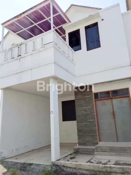 image HIDDEN GEM 2 LANTAI DI JIMBARAN — ONE GATE, TERAWAT, SIAP LANGSUNG HUNI! (6)