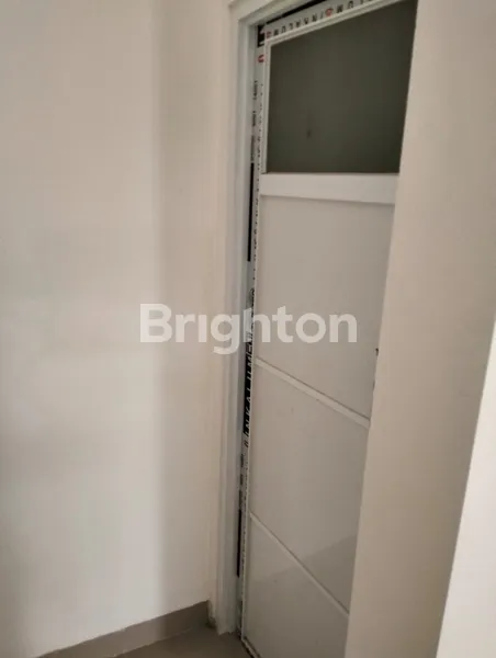 image RUKO 2LT BARU STRATEGIS NOL JALAN RAYA BANYU URIP JUAL MURAH HARGA 1MAN  (4)