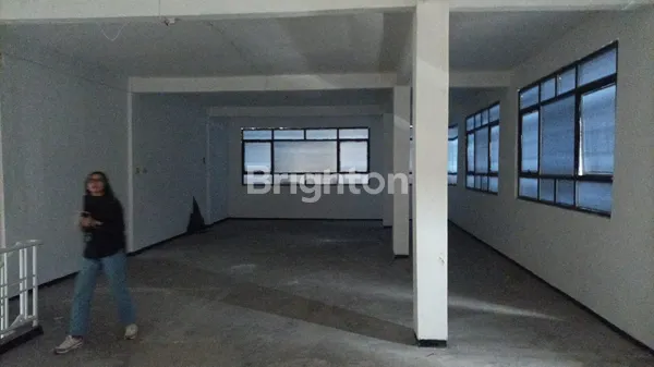 image MURAH RUKO RUNGKUT MEGAH RAYA HOOK STRATEGIS DAN PARKIRAN LUAS (7)