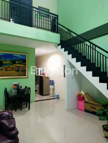 image RUMAH MINIMALIS SEMI FURNISHED SIAP HUNI SELANGKAH KE MERR (3)