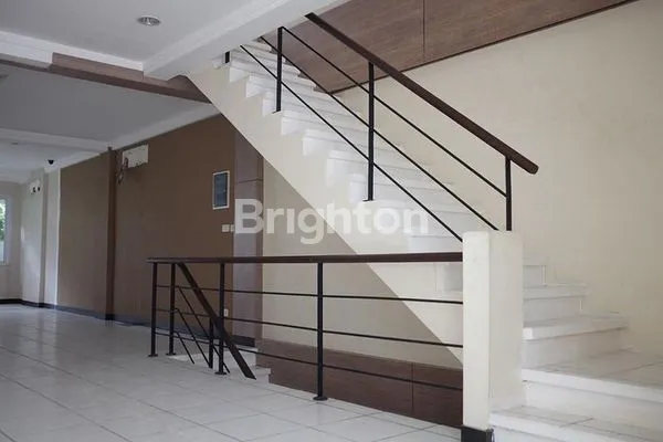 image RUKO 3 LANTAI LOKASI SANGAT STRATEGIS RAMAI PENGUNJUNG DI PUSAT KOTA BOGOR (8)