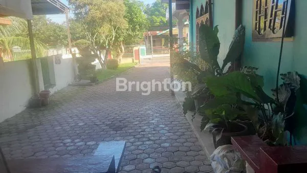 image RUMAH BESERTA ISINYA DAN TANAH LUAS  SIAP HUNI (3)