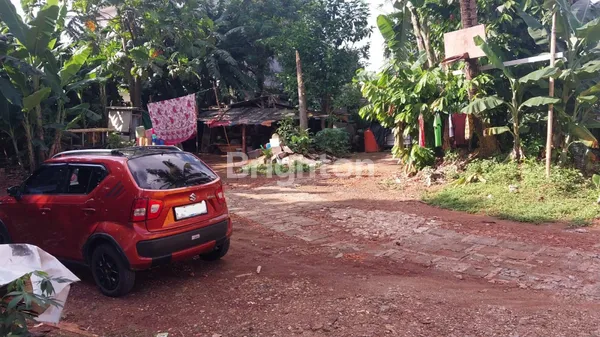 image LAHAN TANAH KOSONG 350M² DIKAWASAN LIMO PINGGIR JALAN LOKASI PREMIUM (1)