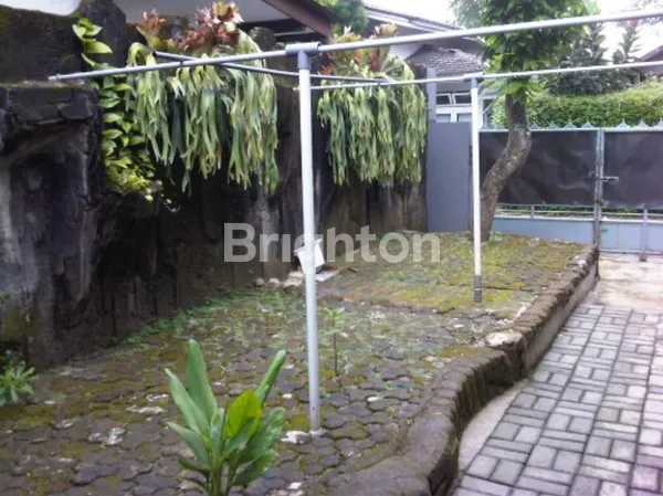 image JUAL RUMAH 2 LANTAI JAGAKARSA SIAP HUNI DENGAN LUAS TANAH 203M² (2)