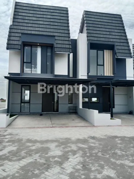 image RUMAH 2 LANTAI MENGANTI GRESIK    , KONGSEP CLASTER  (2)