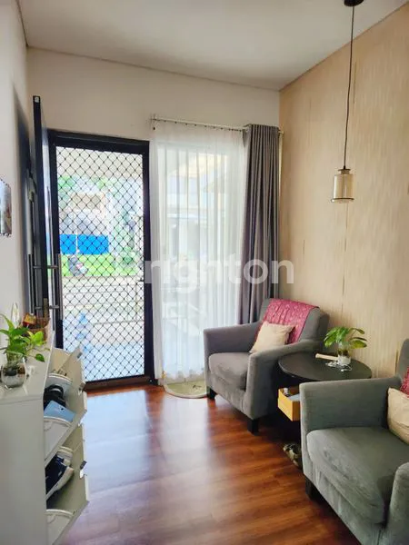 image RUMAH BSD FOGLIO SEMI FURNISH RAPIH TERAWAT TANGERANG (2)