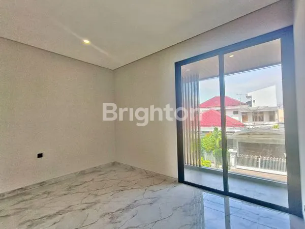 image RUMAH BARU GRESS MANYAR KERTOARJO (4)