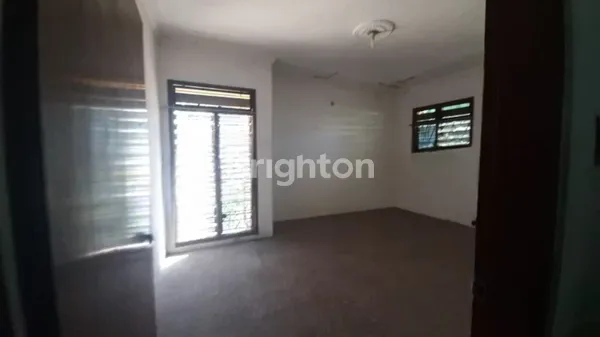 image  RUMAH PAKIS TIRTOSARI SELANGKAH KE MAYJEN SUNGKONO, DEKAT CW, DEKAT UWKS (2)