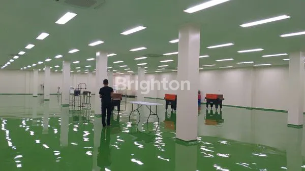 image GEDUNG LUAS 3 LANTAI DI PEKAPURAN (3)