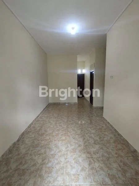 image DIJUAL RUMAH STRATEGIS DI DALUNG – DEKAT MIE KOBER & JL. WAYAN GENTUH  (5)