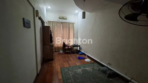 image RUMAH USAHA LOKASI RAMAI DILEWATI COCOK SEGALA USAHA (8)