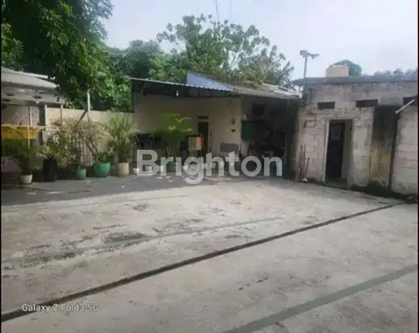image HARGA DI BAWAH PASAR!!! TANAH HOOK PREMIUM 323M² + BANGUNAN EXISTING | JAGAKARSA | AKSES JALAN UTAMA • SELANGKAH TB SIMATUPANG & TOL JORR | SIAP PAKAI & DEVELOP (4)