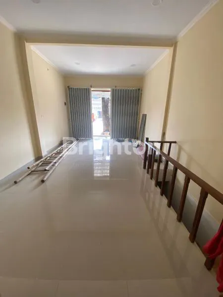 image DISEWAKAN RUKO 3 LANTAI DEPAN JALAN BESAR STRATEGIS KALIMULYA (6)