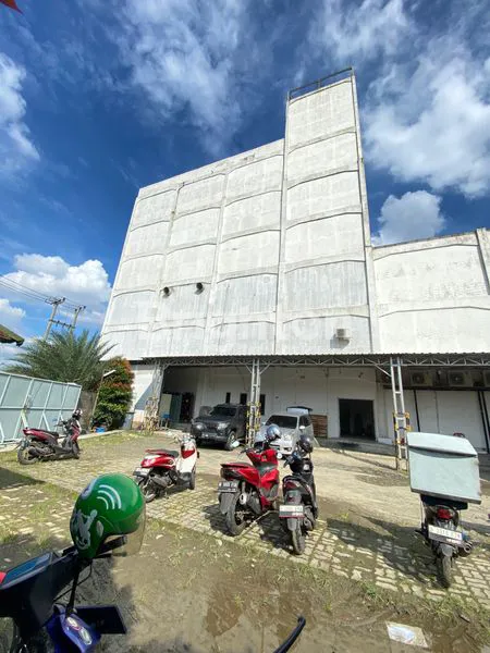 image PABRIK EX KOSMETIK DI PEKAPURAN CIMANGGIS DEPOK  (2)