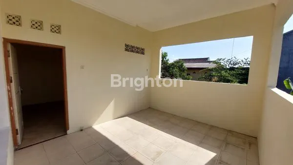 image HUNIAN EKSKLUSIF & LUAS DI KAWASAN STRATEGIS TELUK ETNA, ARJOSARI, MALANG (8)