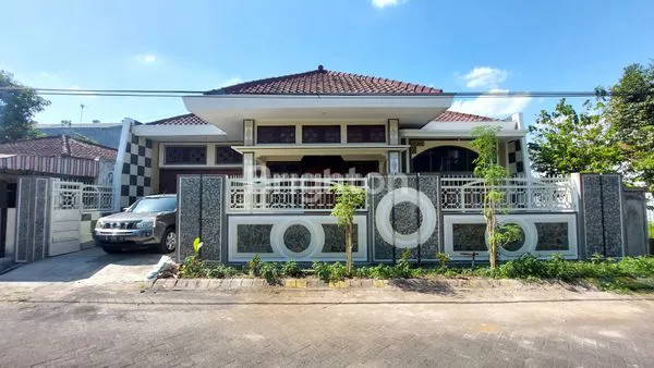 image HUNIAN EKSKLUSIF & LUAS DI KAWASAN STRATEGIS TELUK ETNA, ARJOSARI, MALANG (1)