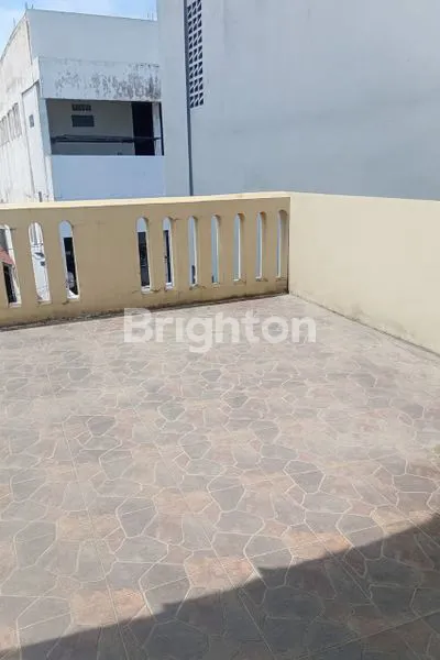 image RUMAH MINIMALIS 3 LANTAI SIAP HUNI DI JAKARTA PUSAT (4)