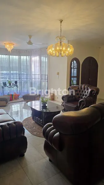 image RUMAH 3 LANTAI DI VILLA TAMAN POLONIA, MEDAN (1)