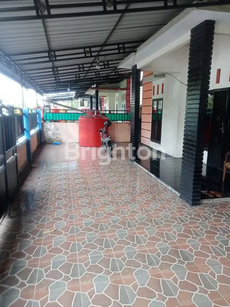 image RUMAH DI JALAN DANAU SENTARUM (2)