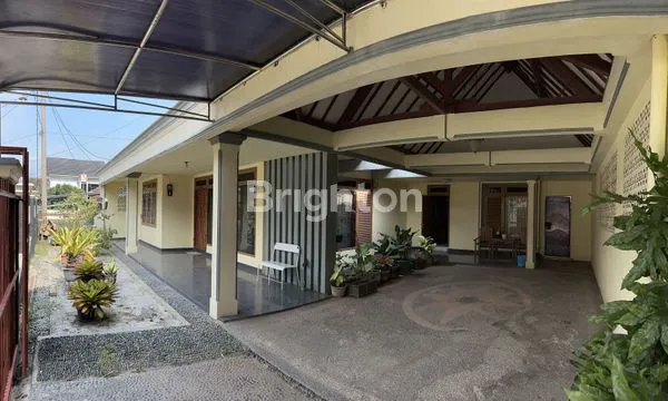 image RUMAH MEWAH 2 LANTAI, LT 400M² DI PERINTIS KEMERDEKAAN (2)