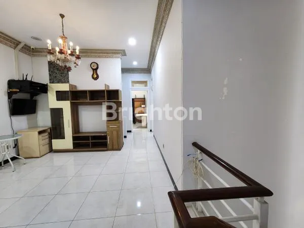image RUMAH 2 LANTAI DI KELAPA GADING JAKARTA UTARA (8)