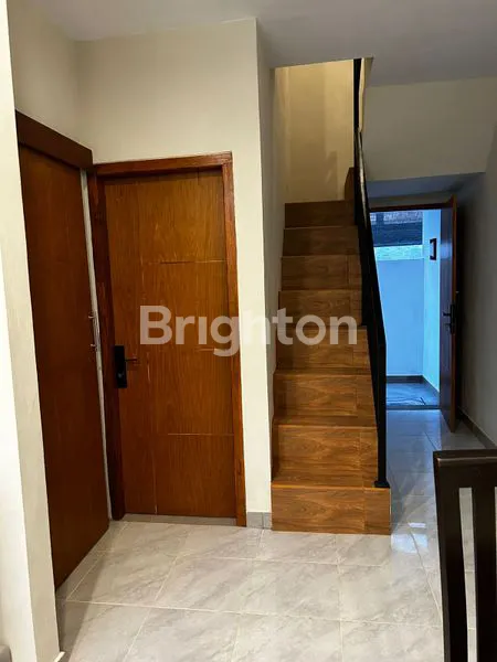 image KONTRAKAN BANGUNAN BARU PUSAT NUSA DUA (4)