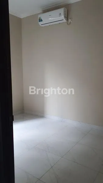 image SEWA RUMAH DI MELATI MAS BSD (7)