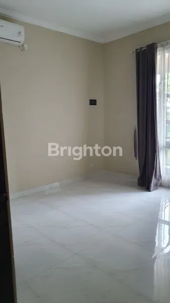 image SEWA RUMAH DI MELATI MAS BSD (6)