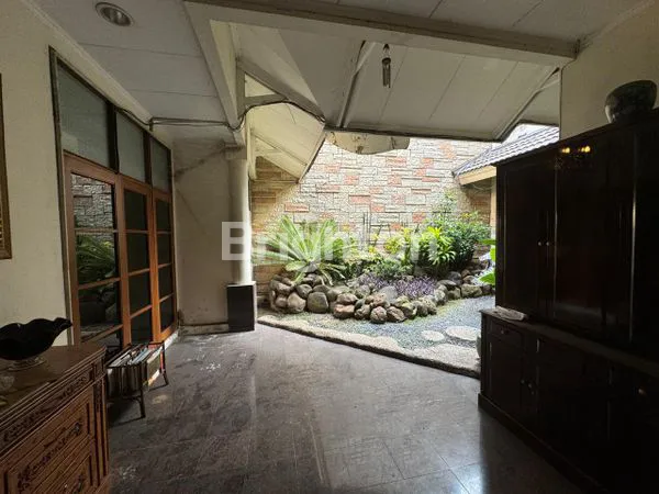 image RUMAH MEWAH 2 LANTAI LT 510M² DI KUNINGAN (2)