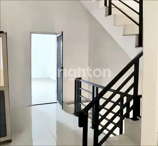 image RUKO GANDENG DAERAH JL. AYAHANDA. LOKASI POTENSIAL UNTUK BISNIS KOST, COFFEE SHOP & KANTOR. DEKAT KAMPUS UNPRI (5)