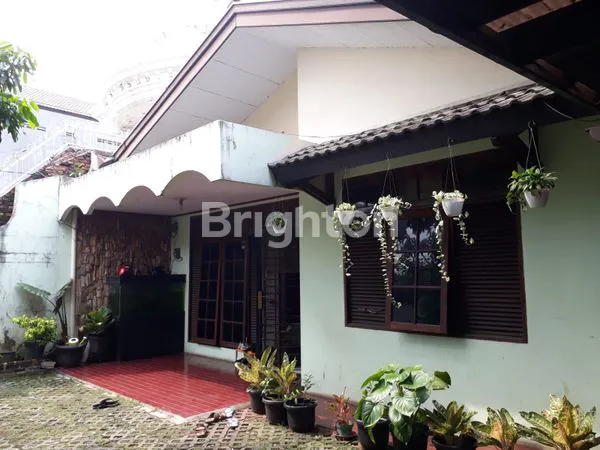 image RUMAH MEWAH 6 KT DI KEBON JERUK, LT 285M² (1)