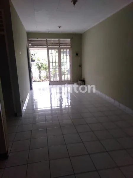 image RUMAH DIJUAL 2 KAVLING (2)